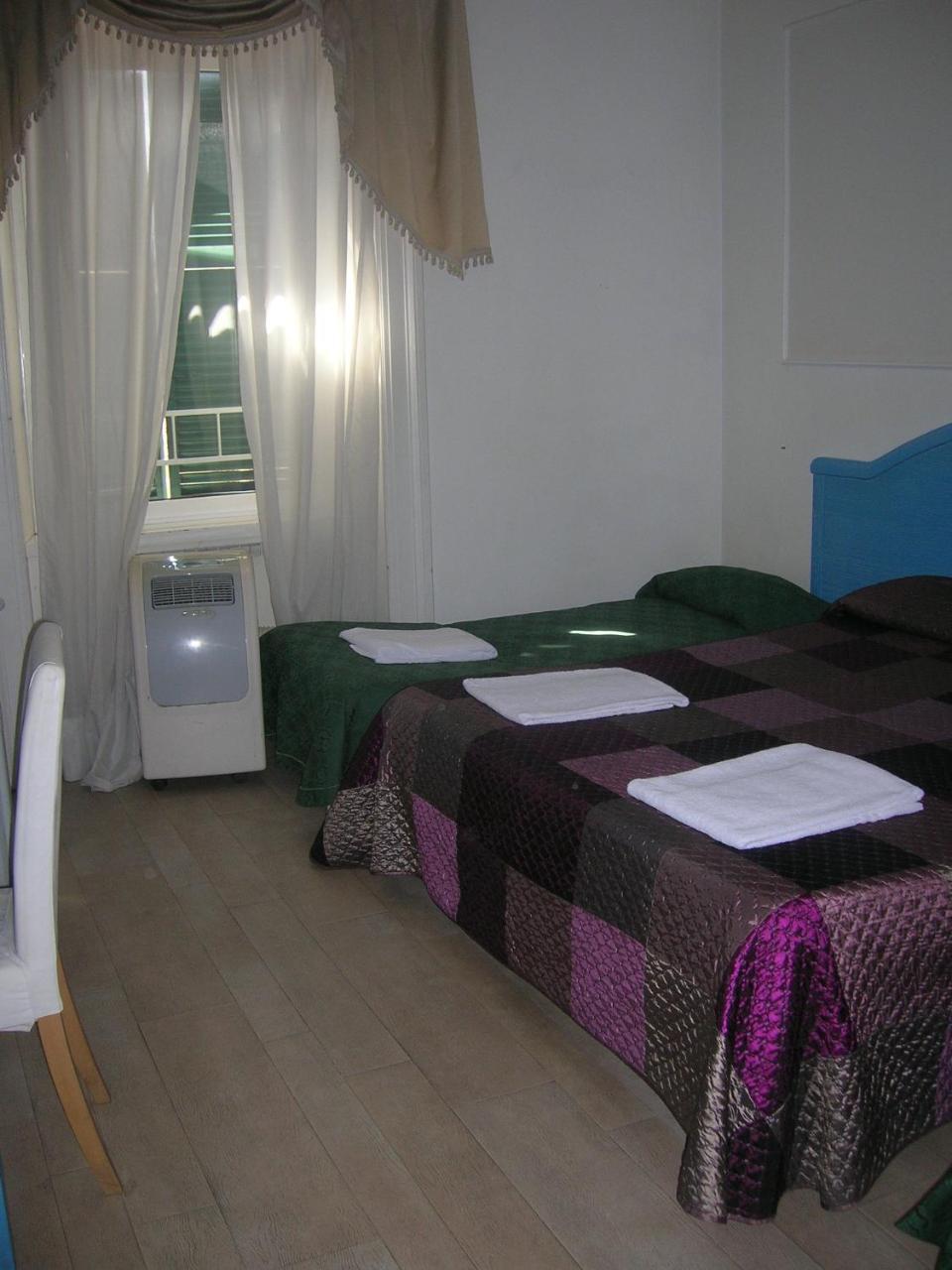 Light Inn Affittacamere Roma Exterior foto